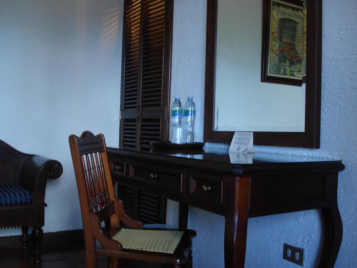 Casa Florencia Hotel Antigua ภายนอก รูปภาพ