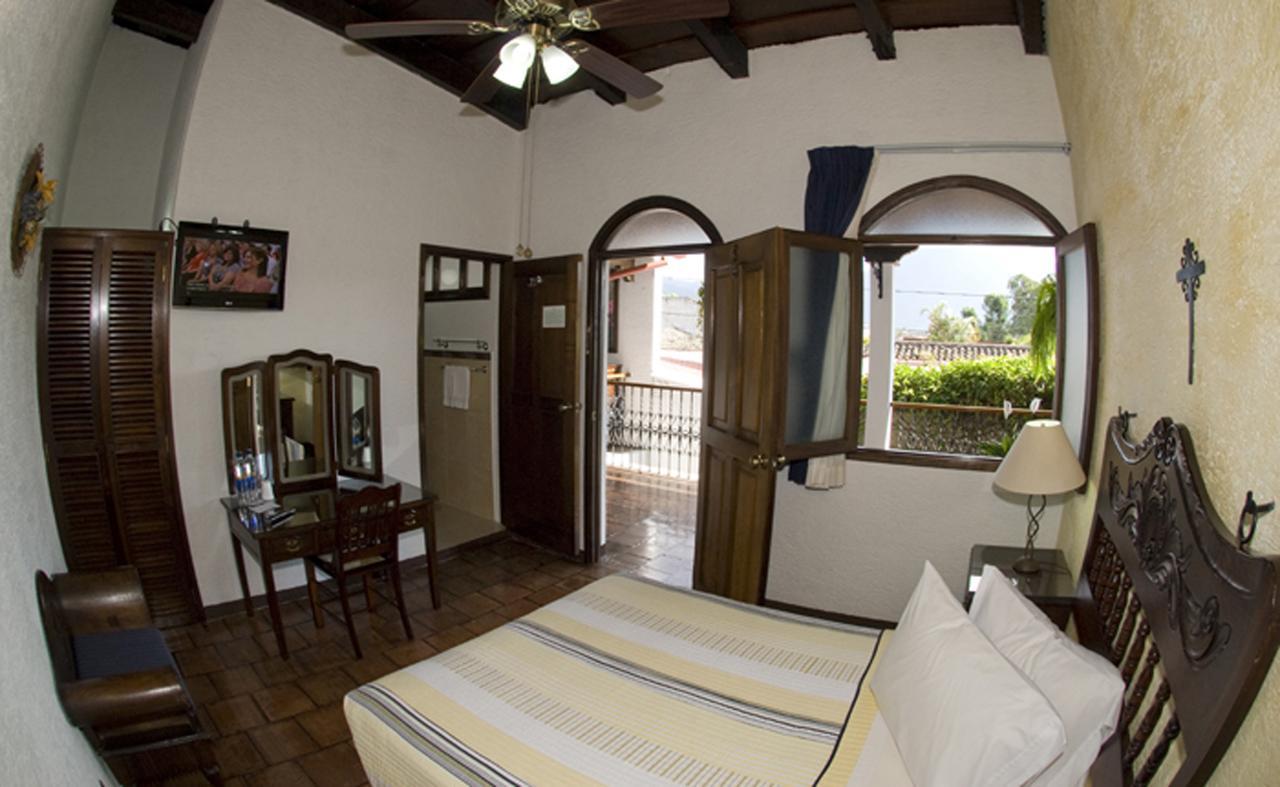 Casa Florencia Hotel Antigua ภายนอก รูปภาพ